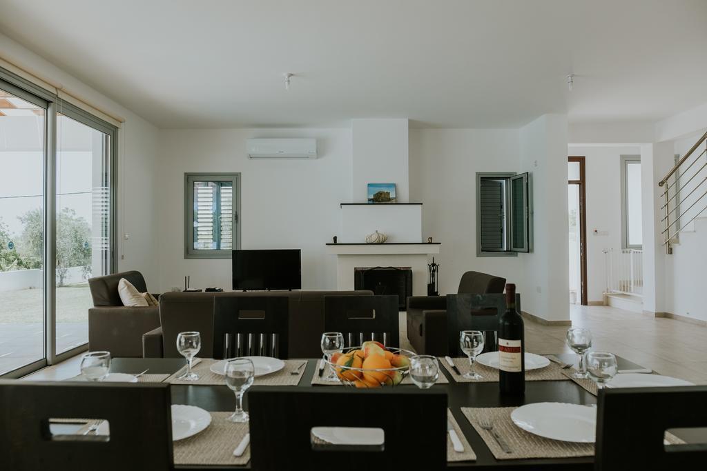 Villa Despoina Paphos Bagian luar foto